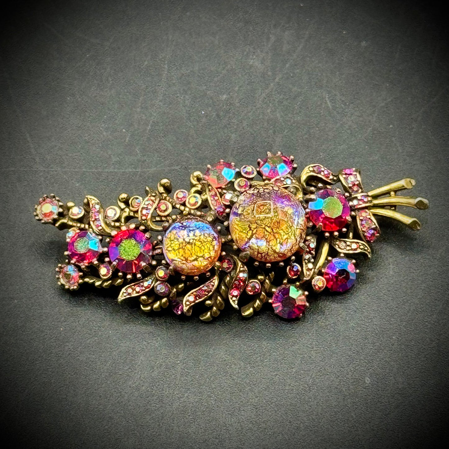 Stunning 1958 Hollycraft Cats Eye & Rhinestone Brooch