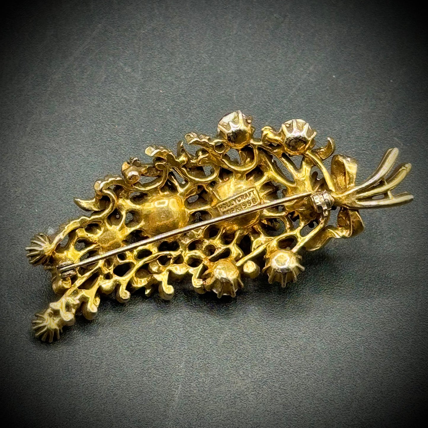 Stunning 1958 Hollycraft Cats Eye & Rhinestone Brooch