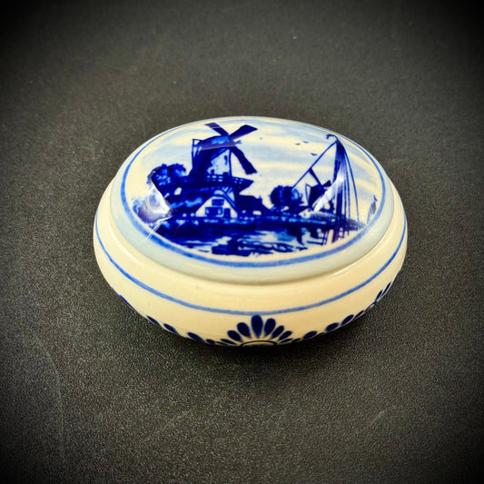 Vintage Delft Blue Holland Trinket Box