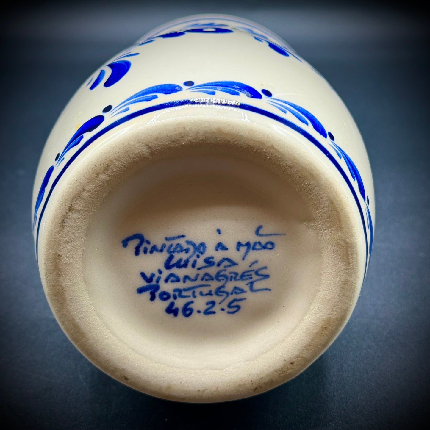 Portuguese Azul & Cream Pottery Utensil Holder