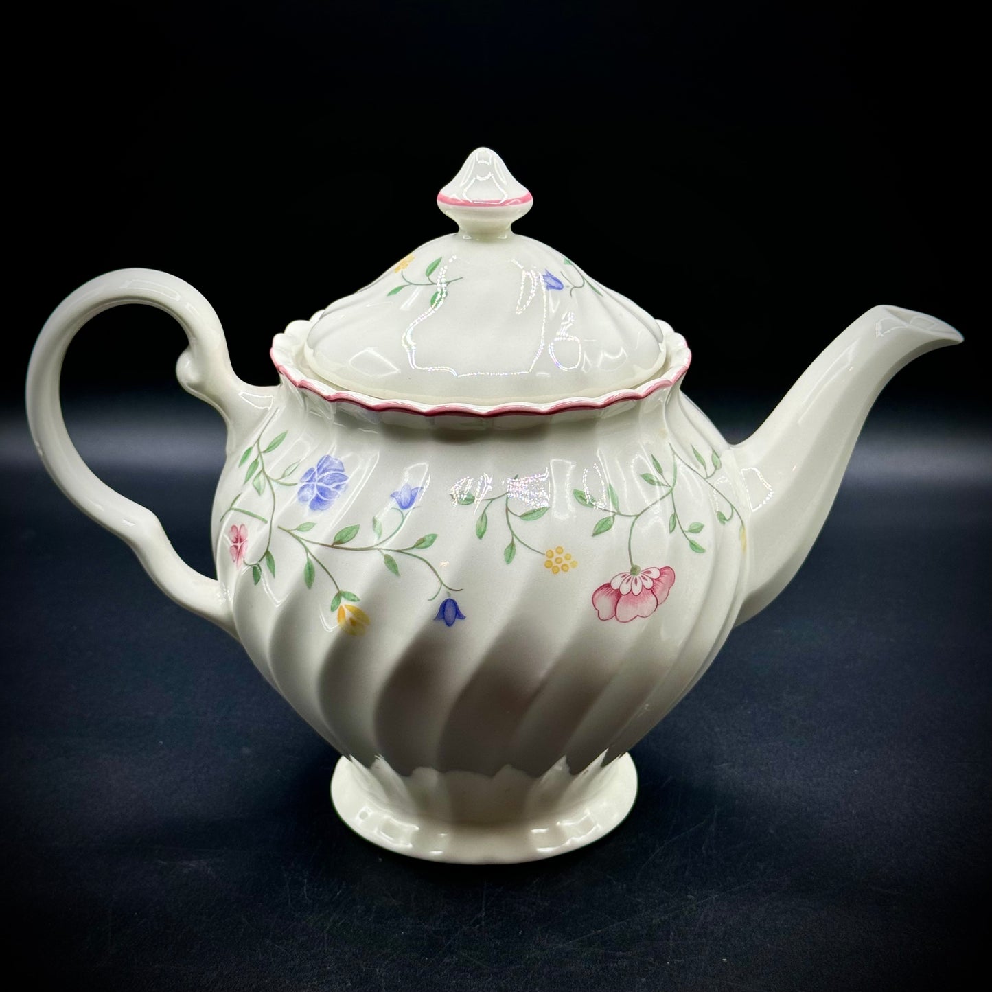 Johnson Brothers England Gorgeous Tea Pot and Creamer