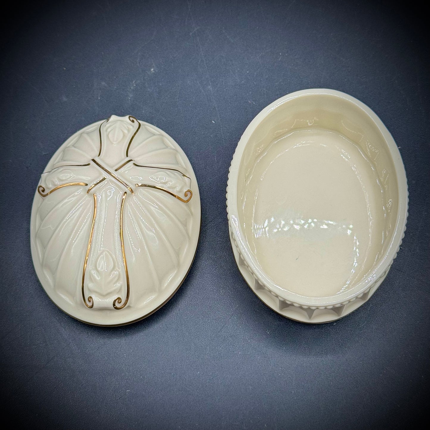 Lenox Fine China Collection Cross Trinket Box