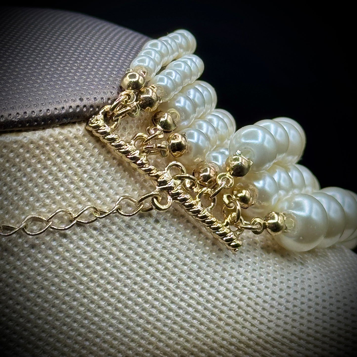 New w/Tags One Wink 8-Strand Vintage Faux Pearl Necklace