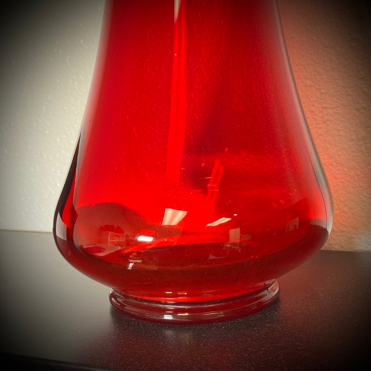 Exquisite Giant Amberina Swung Vase