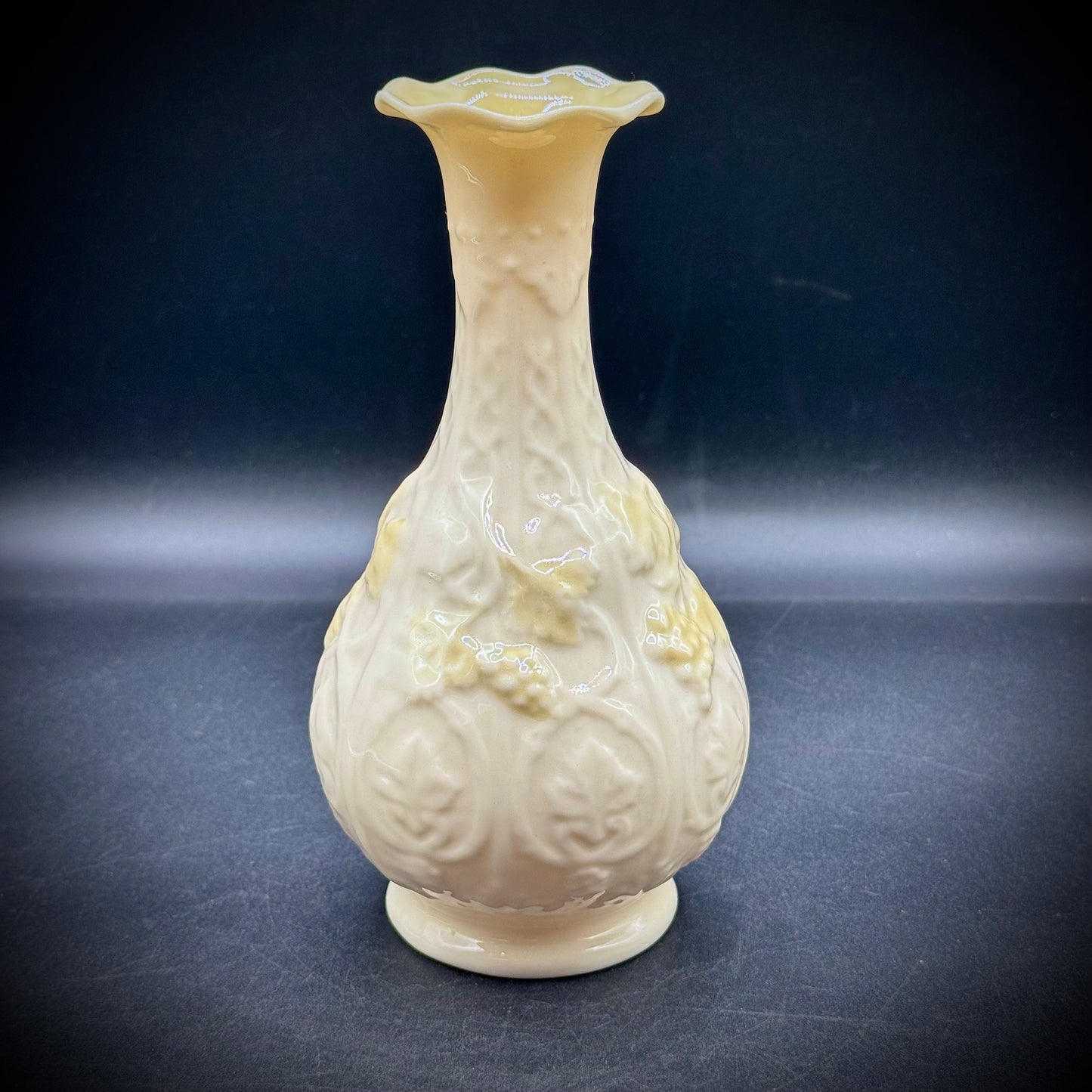 Vintage Baleek Ireland Grapevine Vase