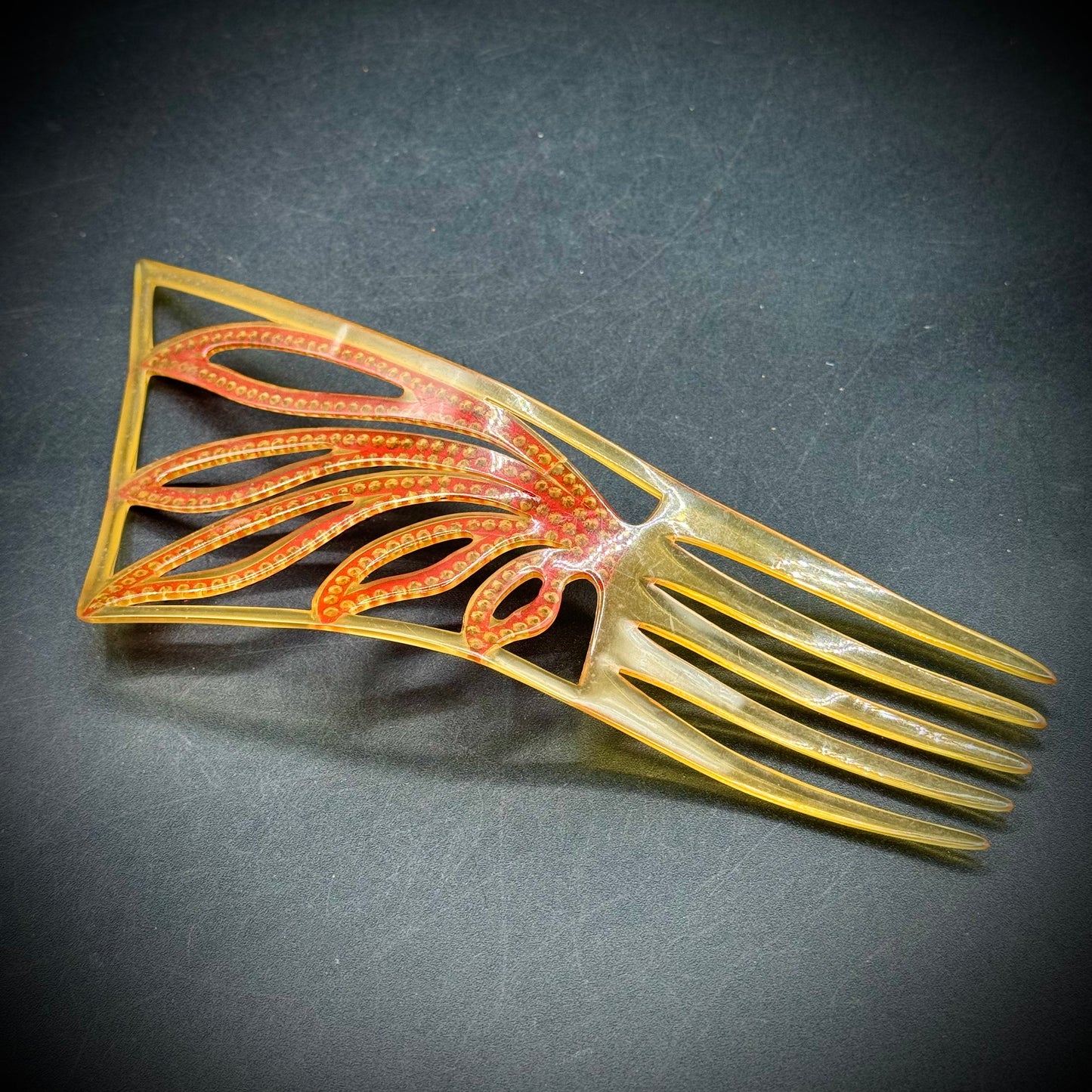 Amazing Lucite & Rhinestone Ornate Women's Hair Comb