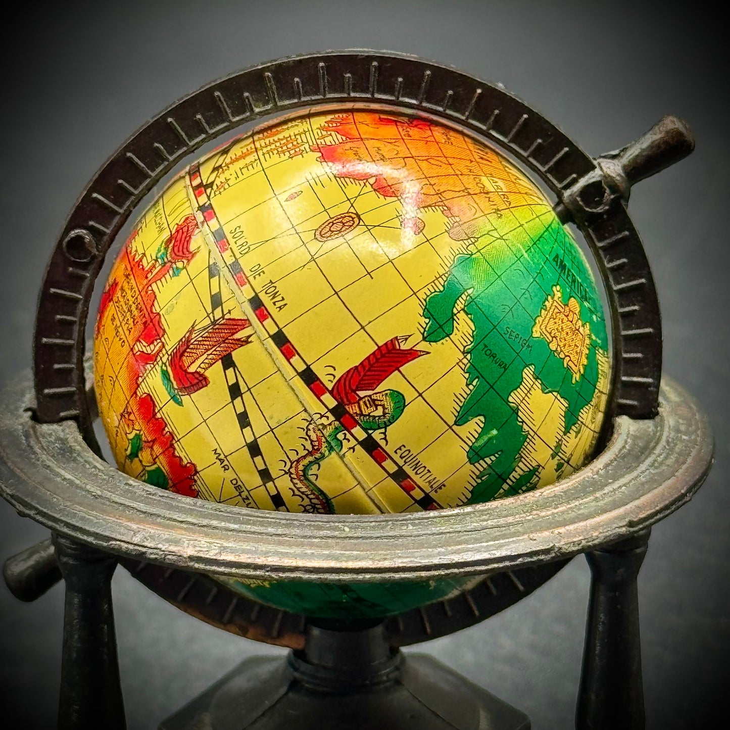 Vintage Globe Pencil Sharpener