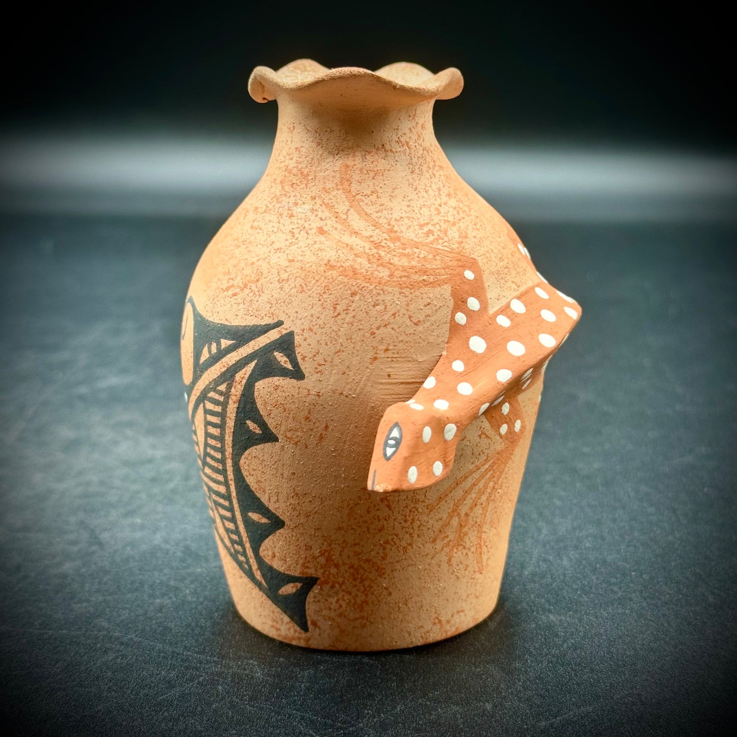 RARE Zuni Pueblo Small Pottery Vase with Lizard by Artist Tony Lorenzo