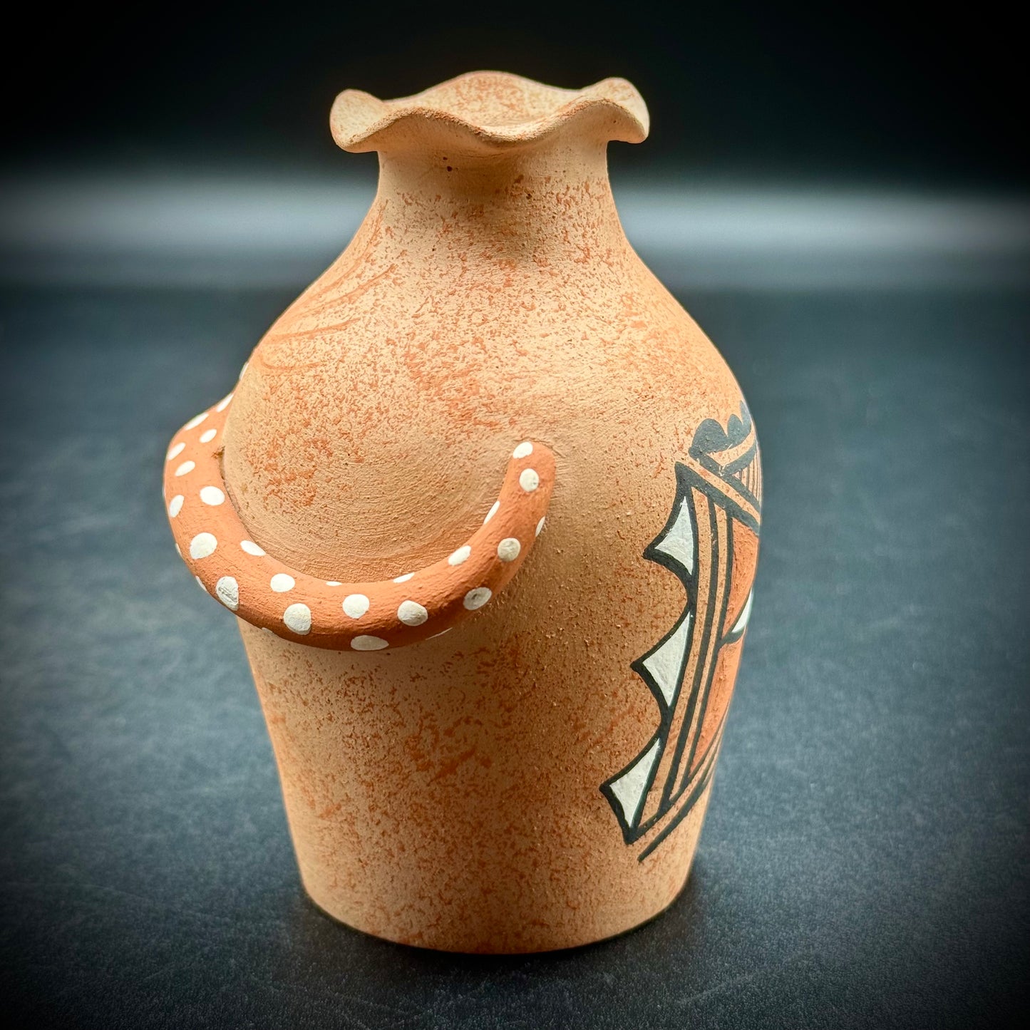 RARE Zuni Pueblo Small Pottery Vase with Lizard by Artist Tony Lorenzo