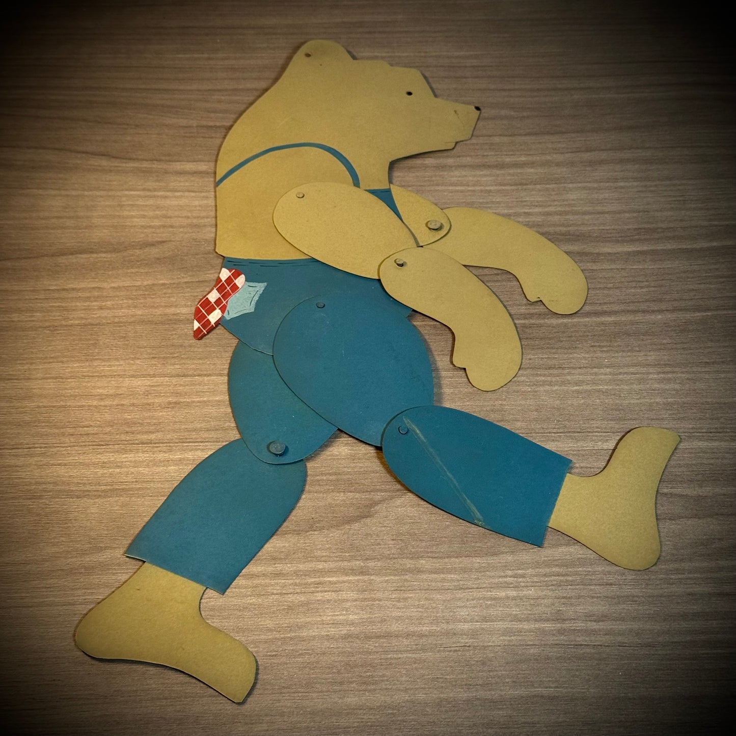 Vintage 1986 Artist Young Signed Articulating Metal Bear Wall Art