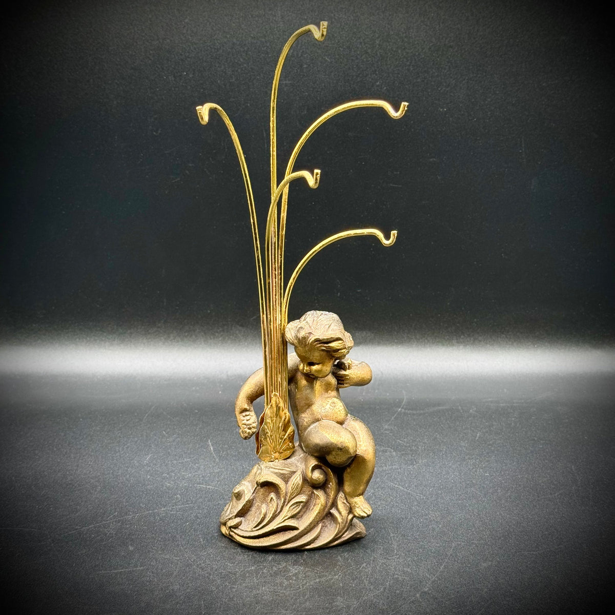 Vintage Cherub Motif Jewelry Tree – Picker Road Boutique