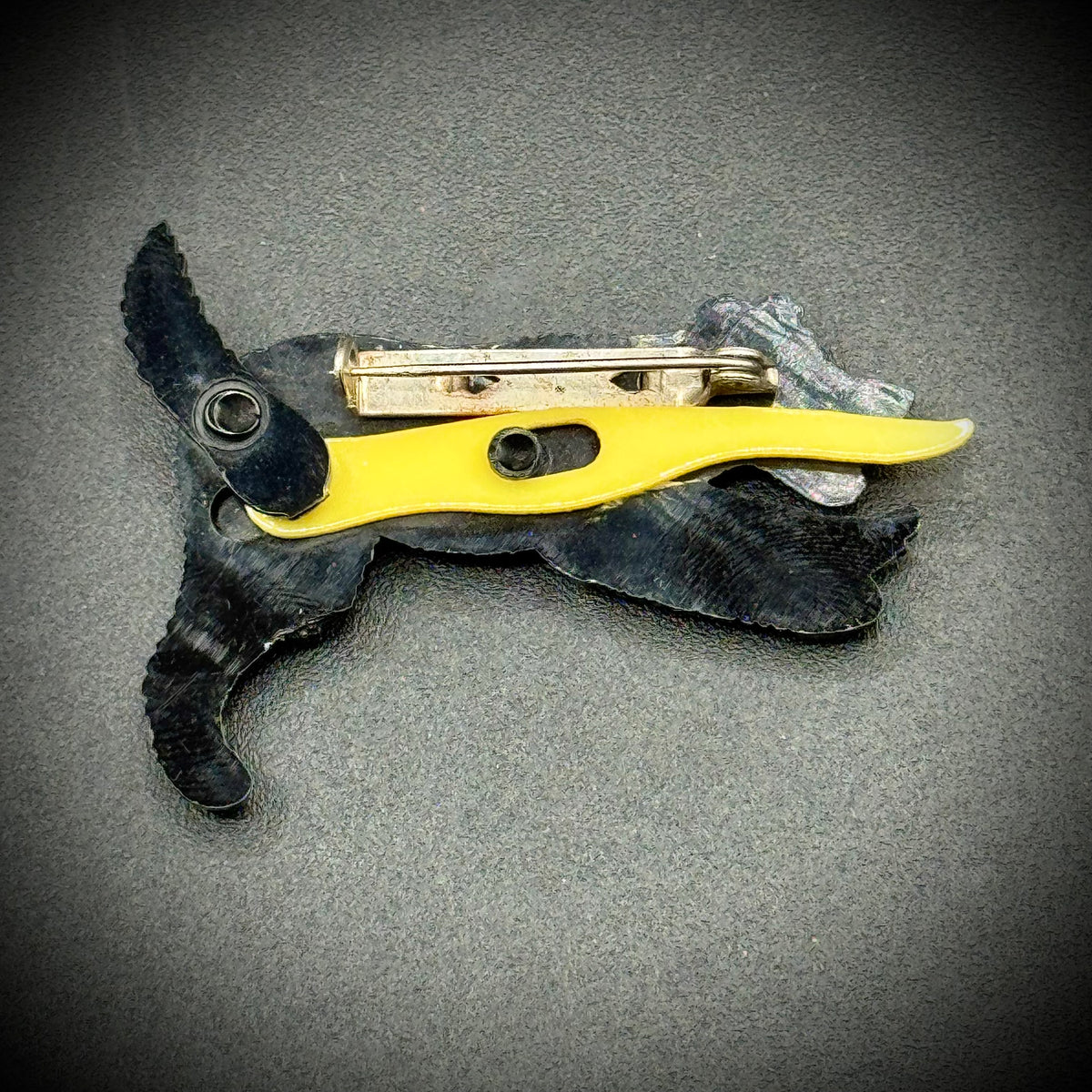 1930s Bakelite Articulating Tongue Scottie Dog Brooch