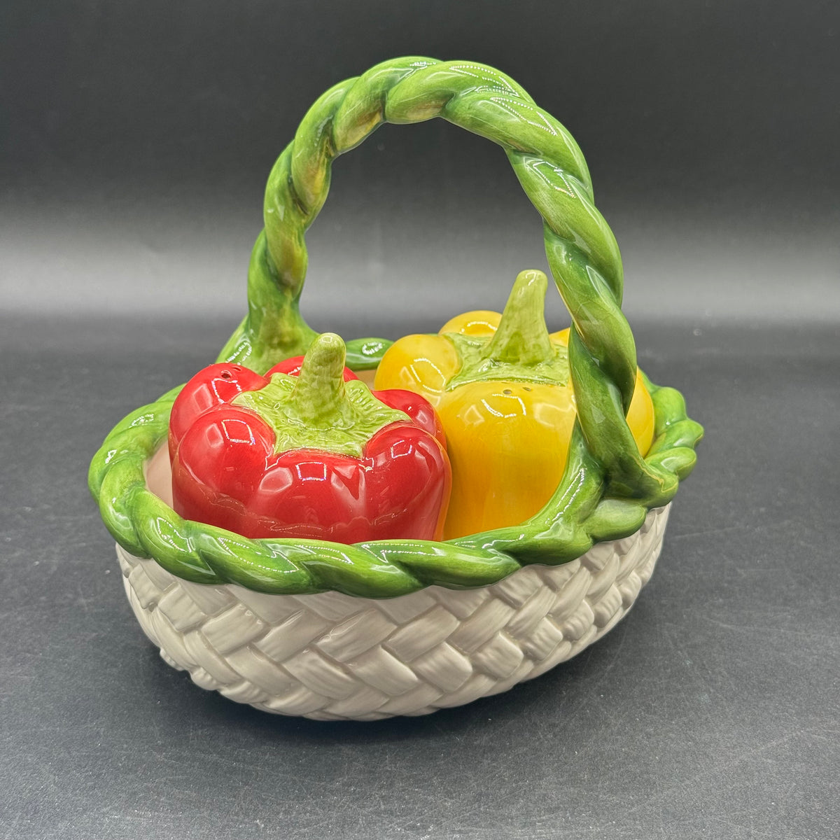 Fitz & Floyd Essentials Bell Pepper S&P Set