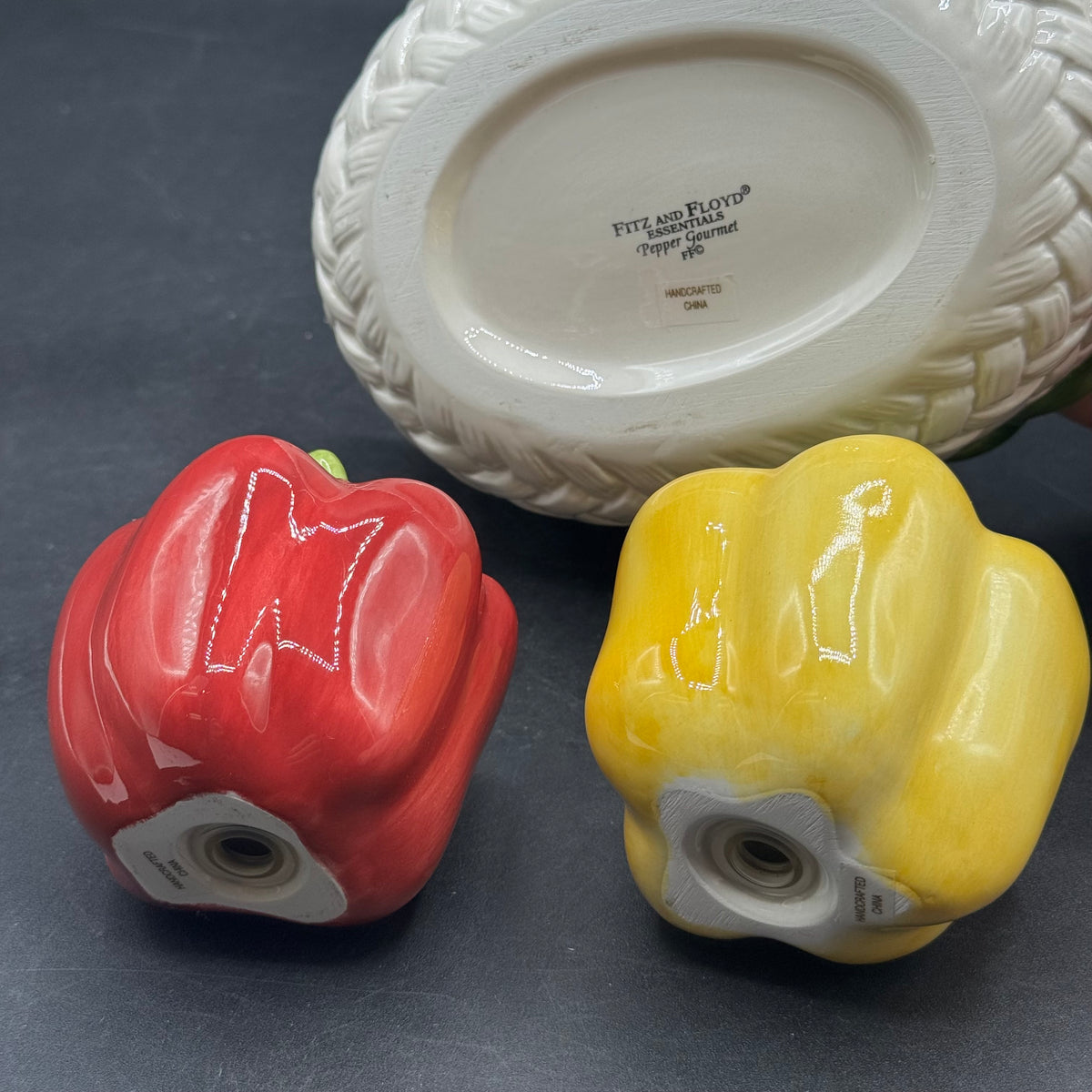 Fitz & Floyd Essentials Bell Pepper S&P Set
