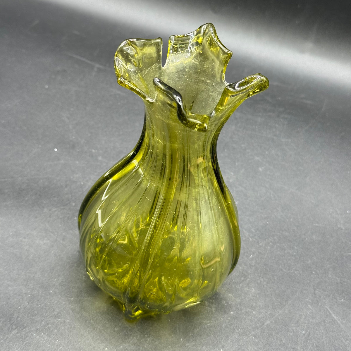 Vintage Avocado Green Small Swung Vase