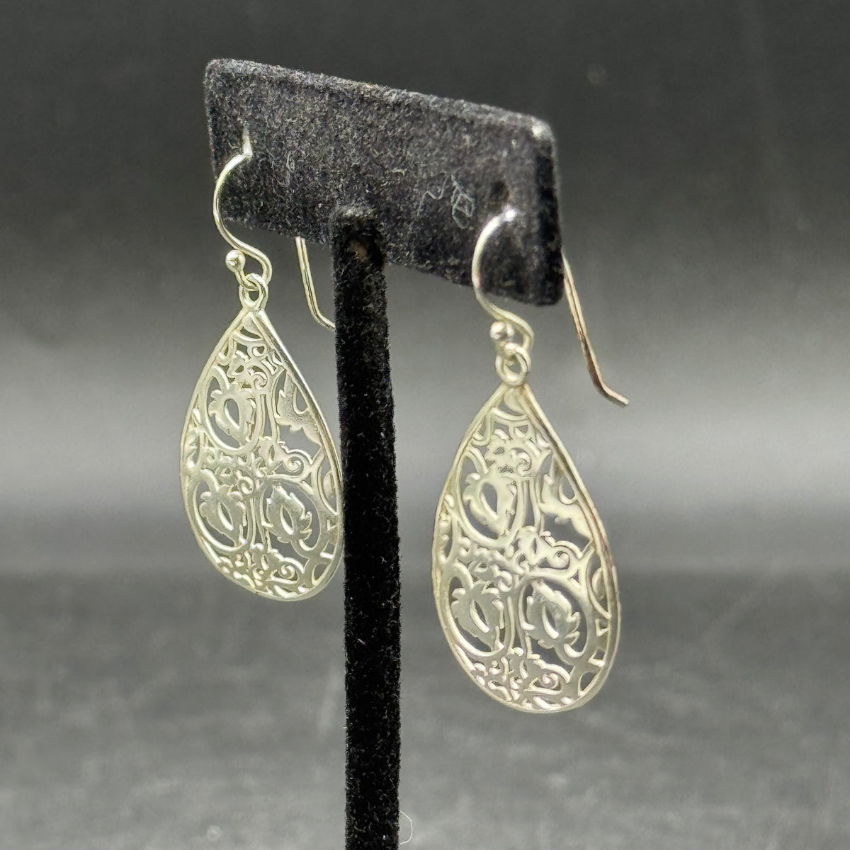 Sterling Silver .925 Filigree Teardrop Earrings
