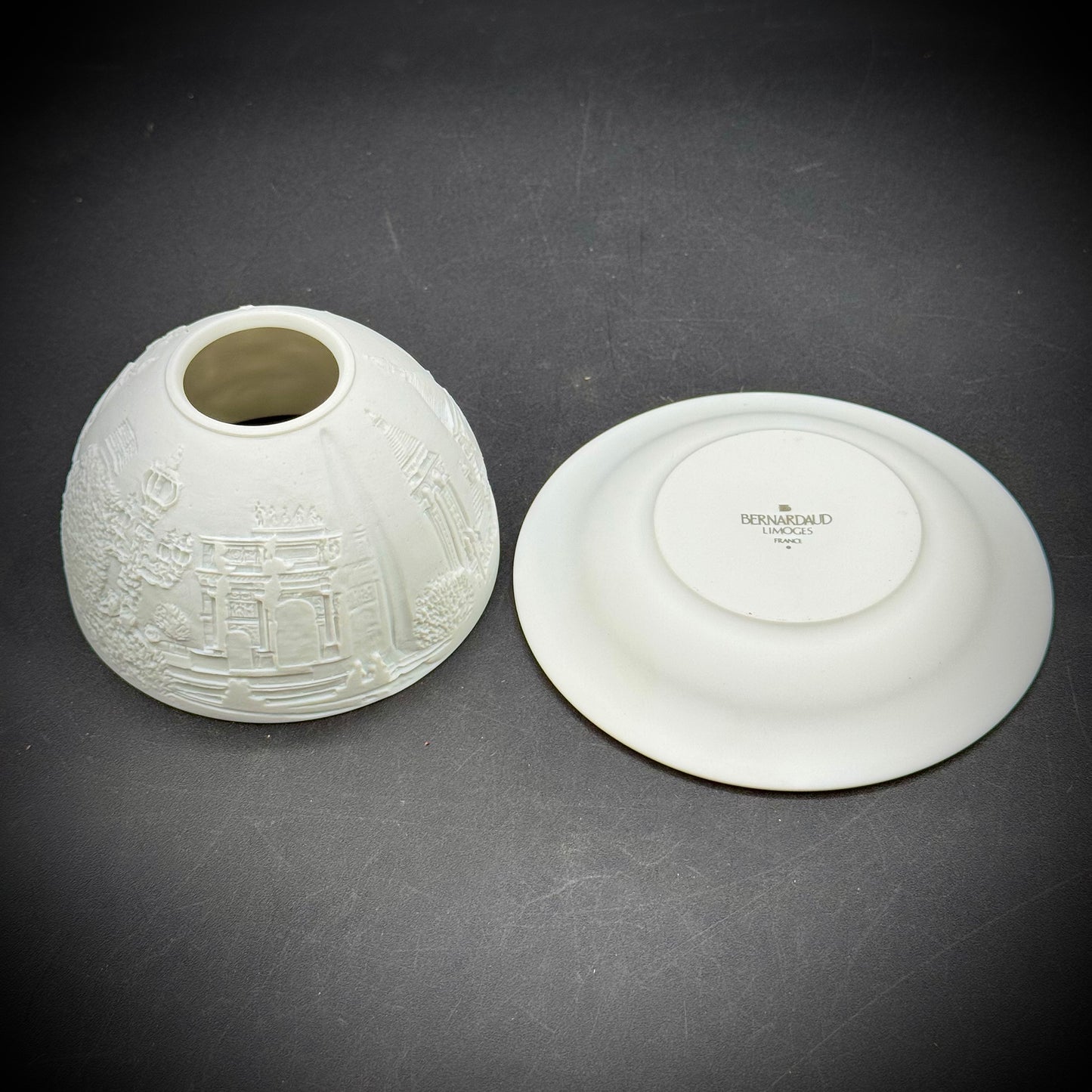 Bernardaud Limoges France Paris Motif Lithophane Votive