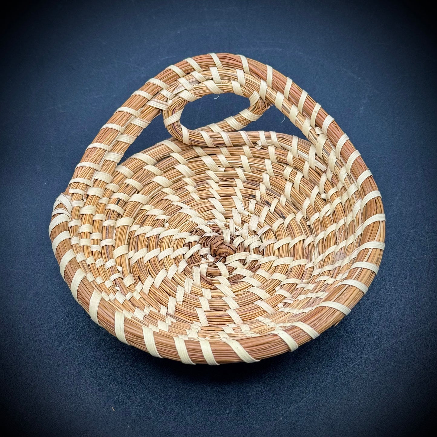 Hand Woven Charleston Sweetgrass Basket