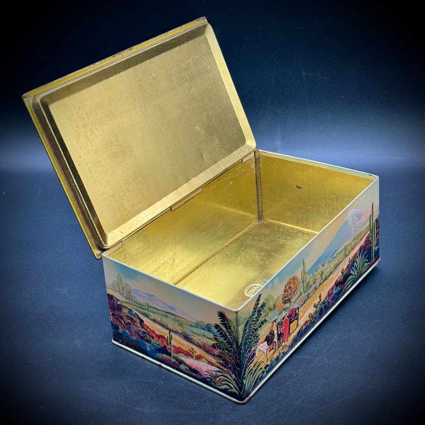 Vintage c. 1935 Canco Alamo Tin Box