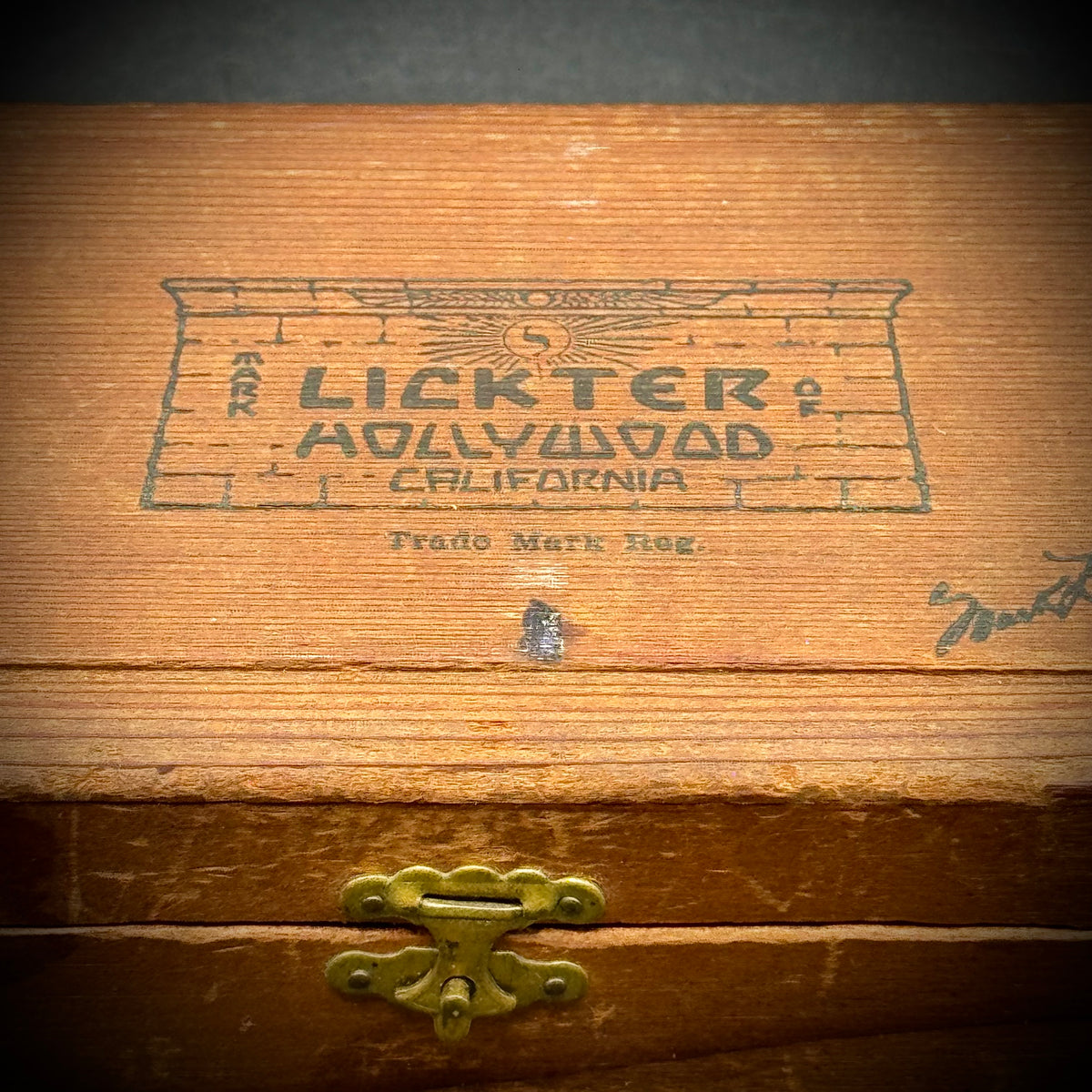 RARE Late 1920s/Early 1930s Lickter's Hollywood Wood Box