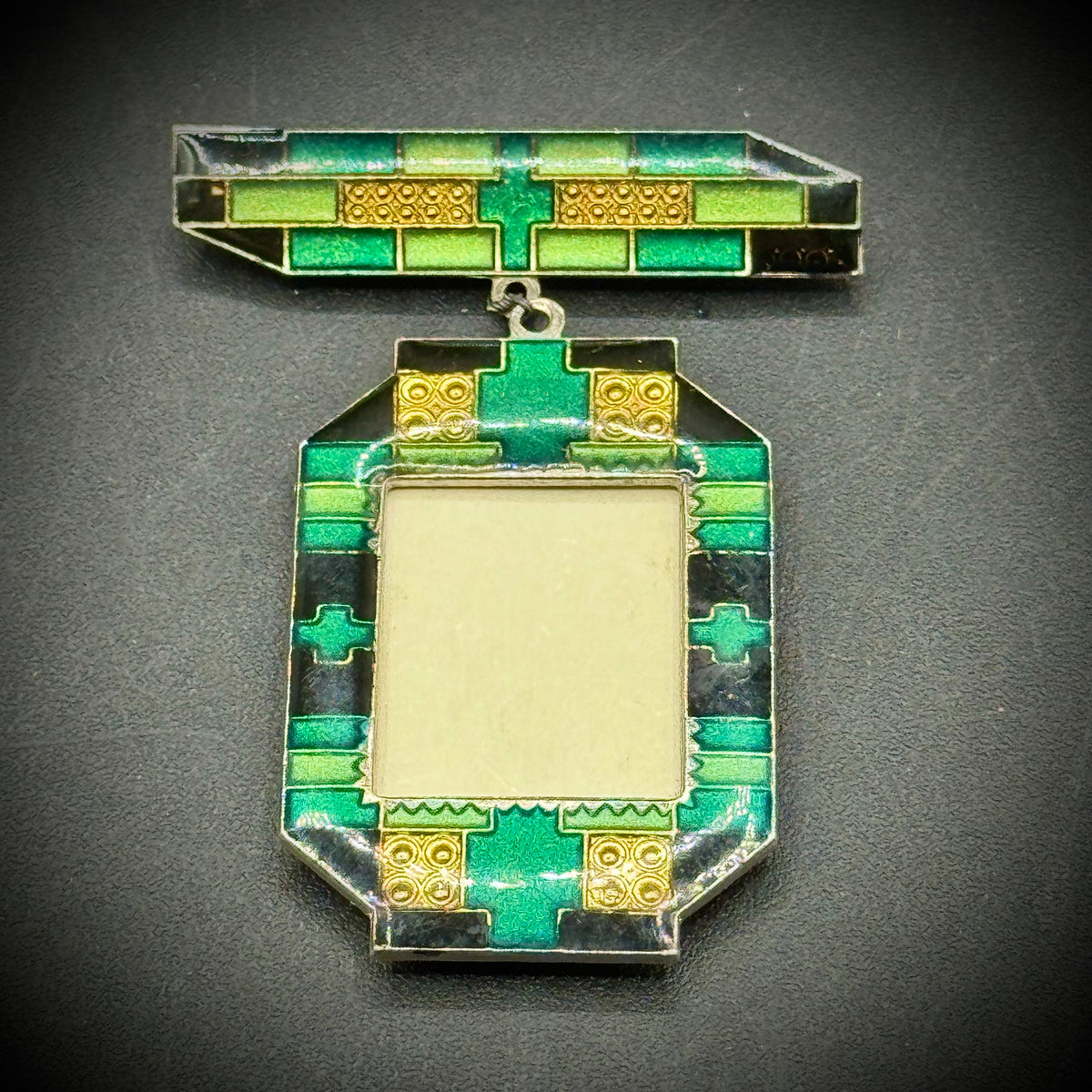Vintage LMC Art Deco Style Photo Holder Brooch