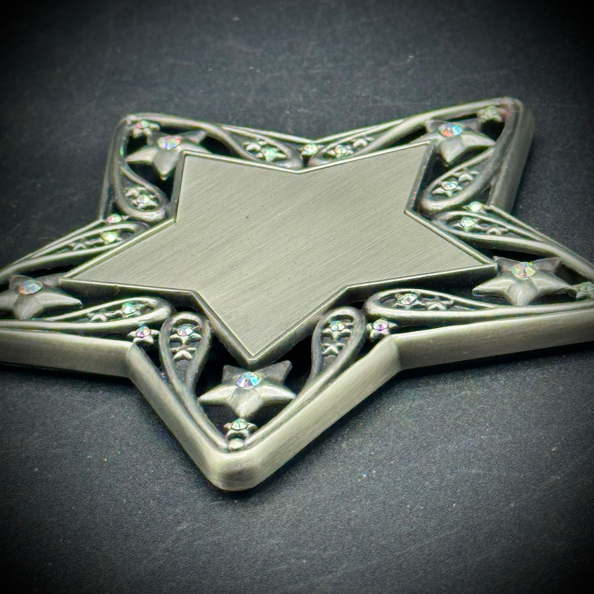 New in Box Things Remembered Star Trinket Box with Swarovski Crystals