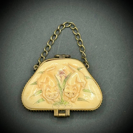 Carved Bone Two Cat Trinket Box w/Chain