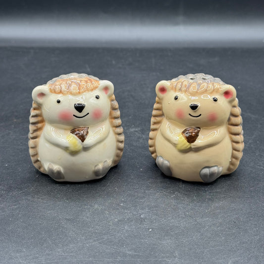 Adorable Hedgehog S&P Set