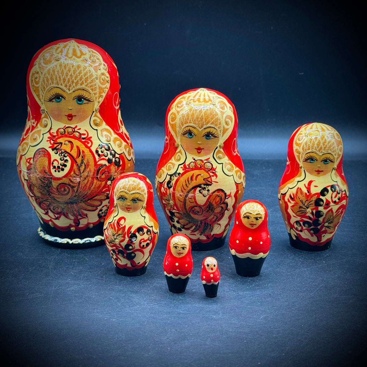 Hand Painted Artist Signed 7-Tier Matryoshka Doll Set