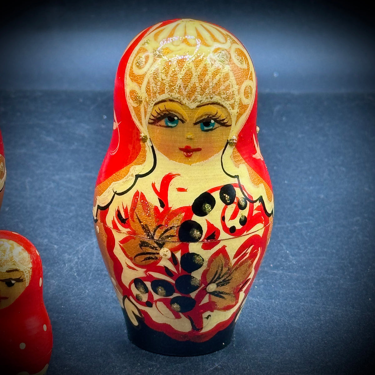 Hand Painted Artist Signed 7-Tier Matryoshka Doll Set