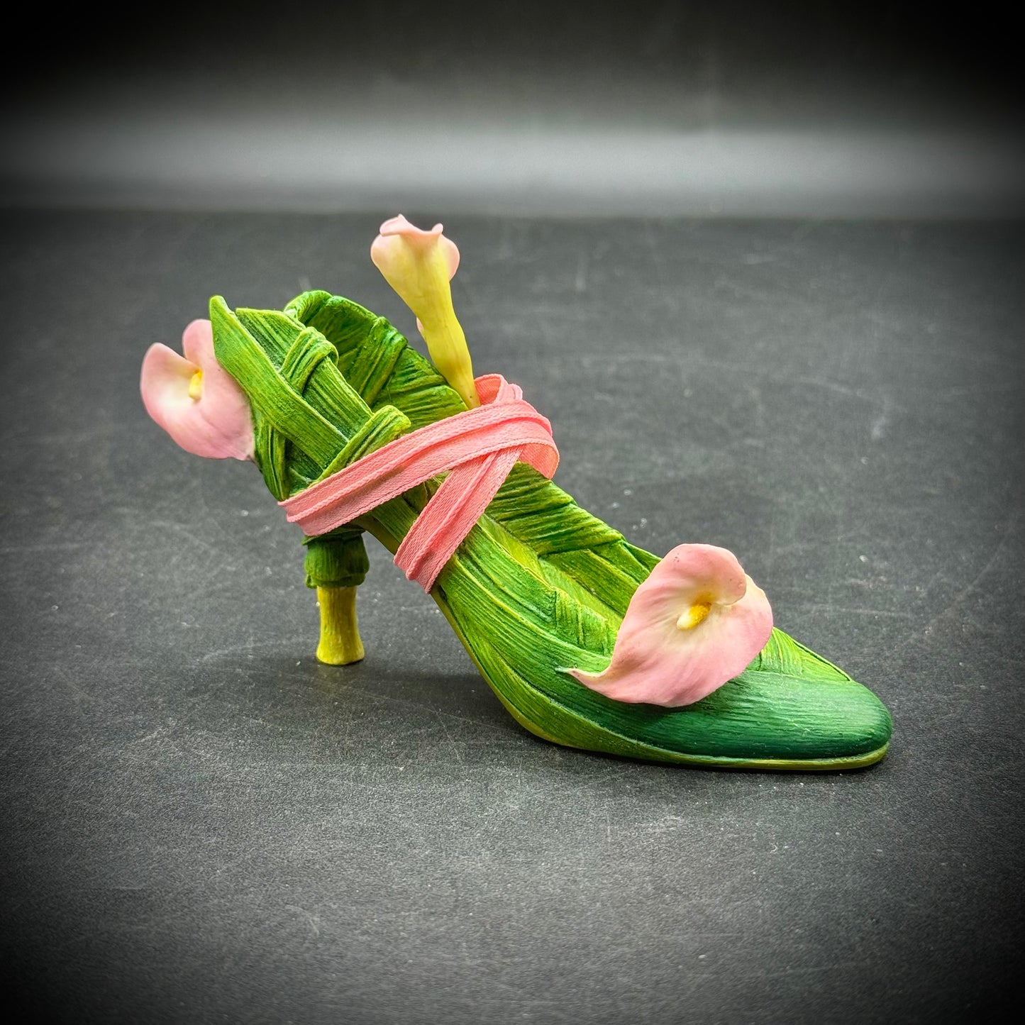 Just The Right Shoe "Calla Lilly" Decorative Shoe