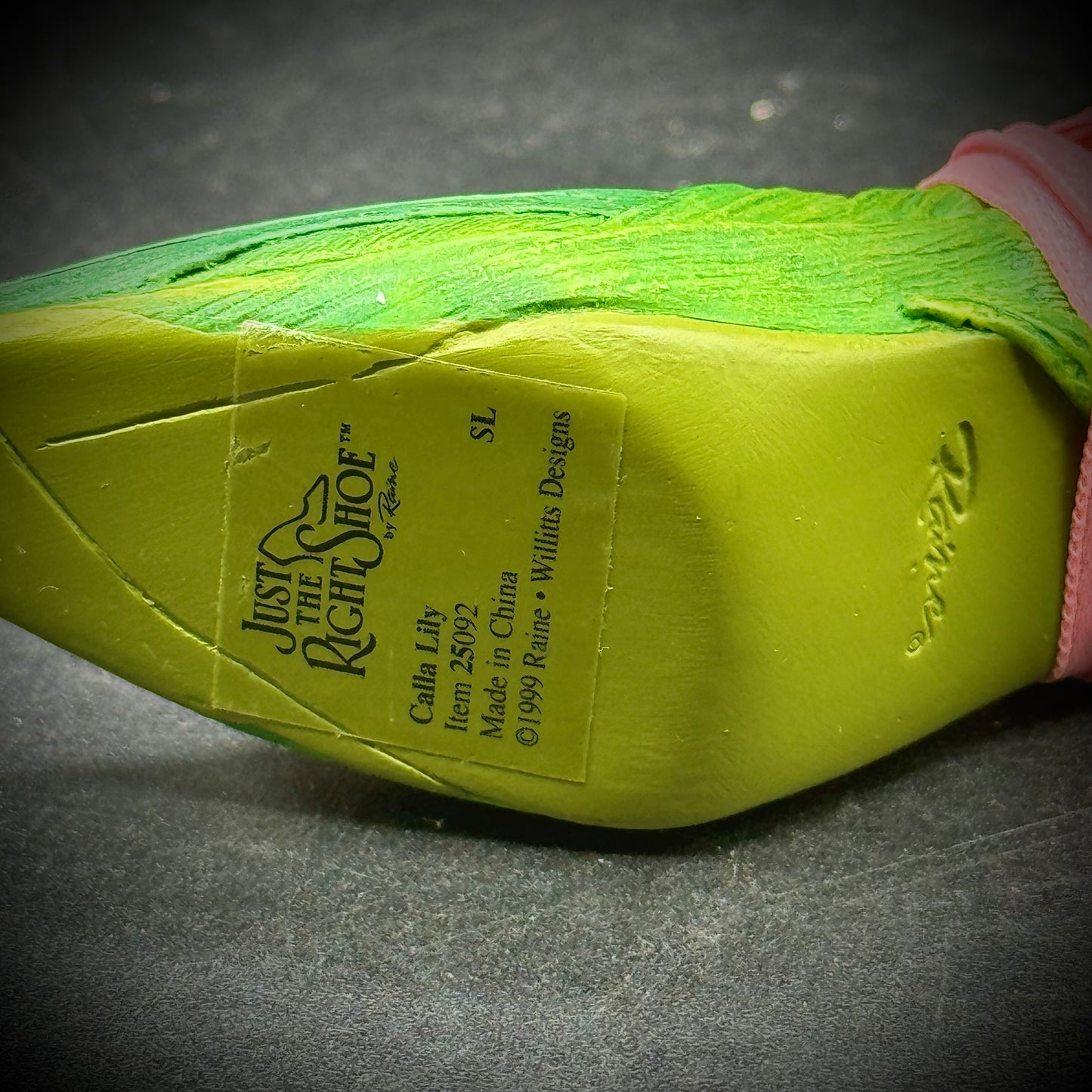 Just The Right Shoe "Calla Lilly" Decorative Shoe