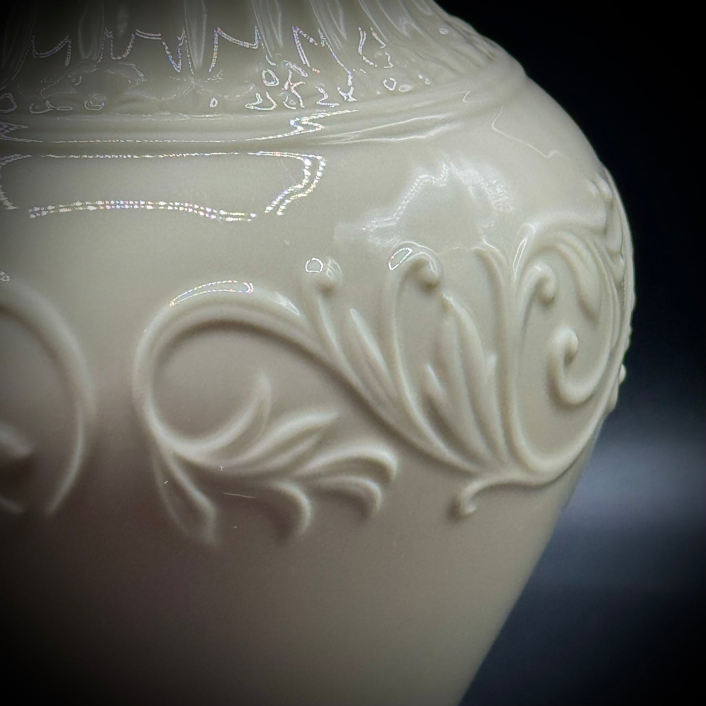 Classic Lenox Fluted Swirl Georgian Collection Vase
