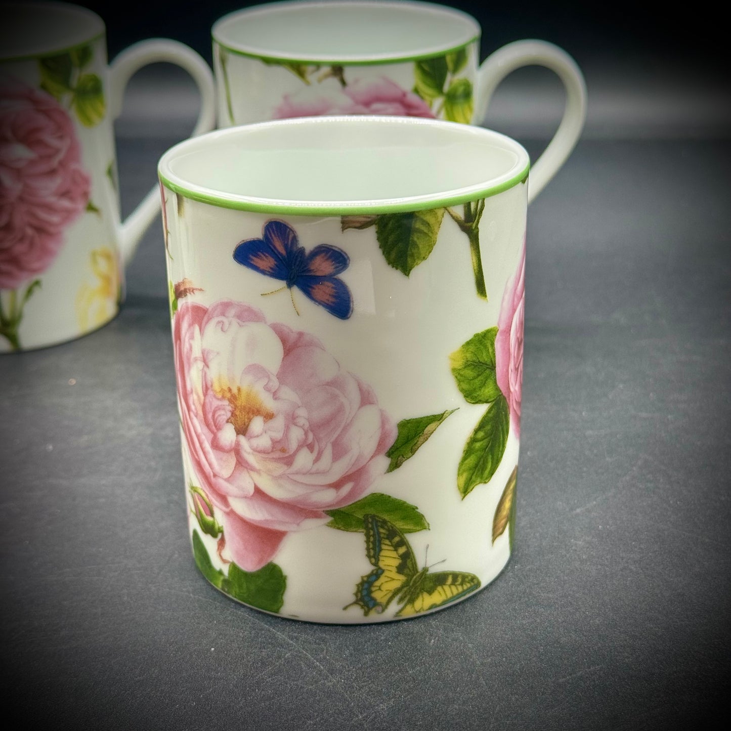 Set of Four New Spode Home Roses Coffee Mugs