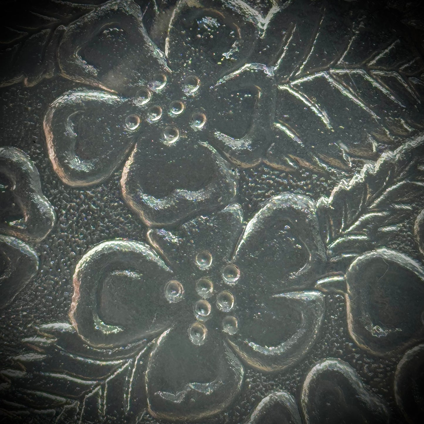 Gold Tone Trim and Glass Apple Candy/Nut Dish