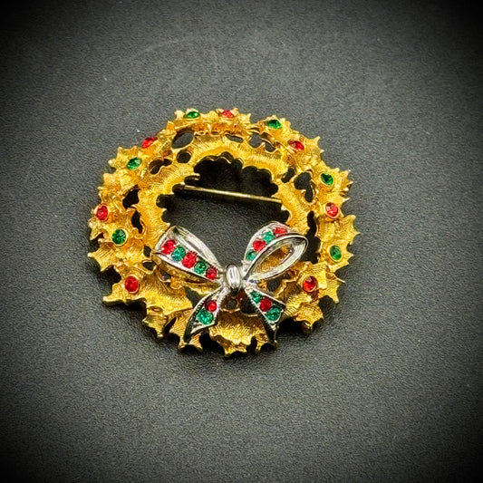 Vintage Rhinestone Wreath Brooch