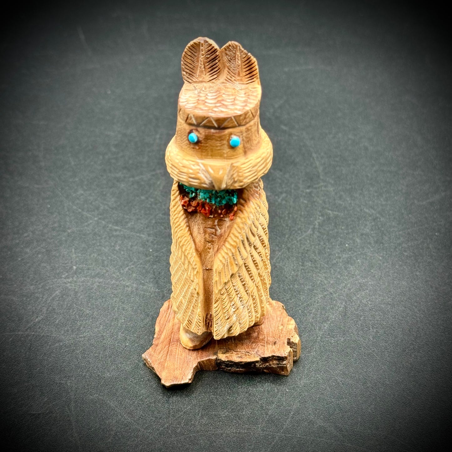 Native American Zuni Carved Fetish w/Turquoise Accents