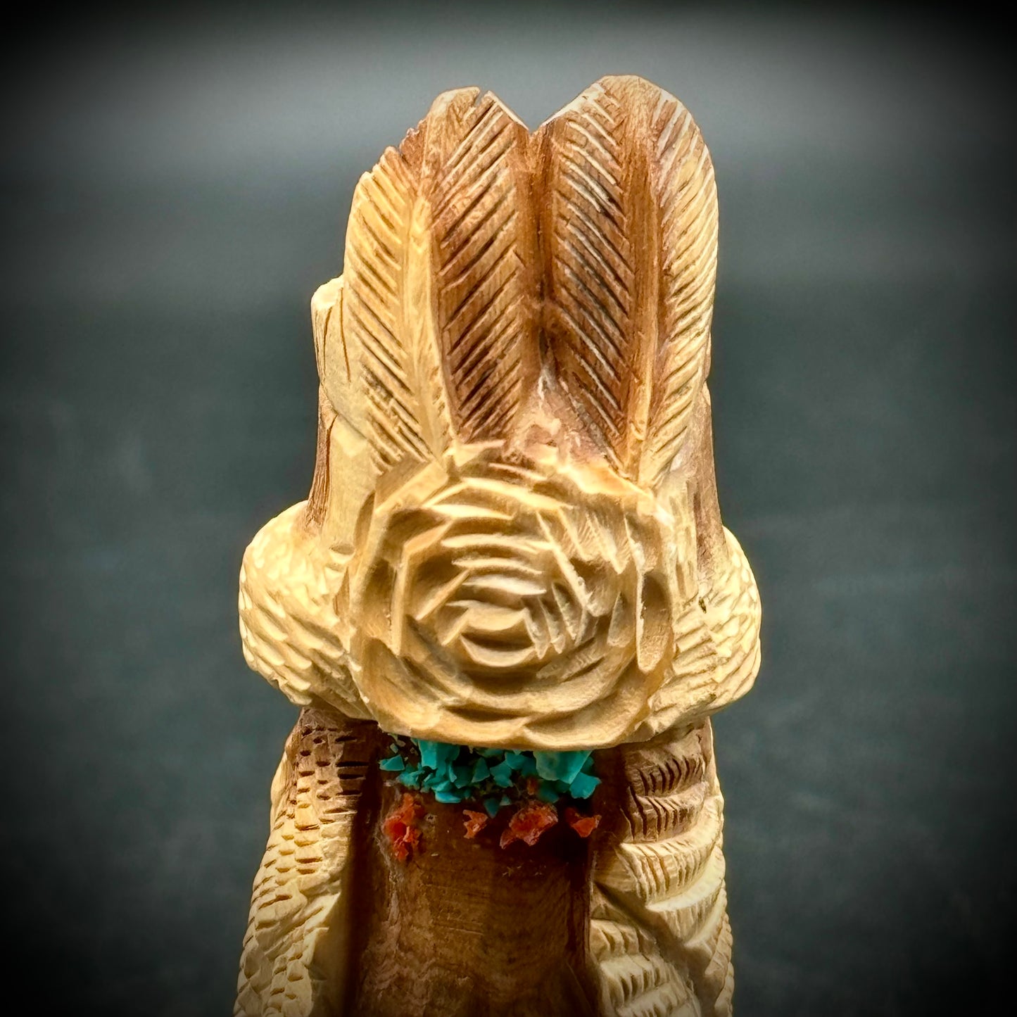 Native American Zuni Carved Fetish w/Turquoise Accents