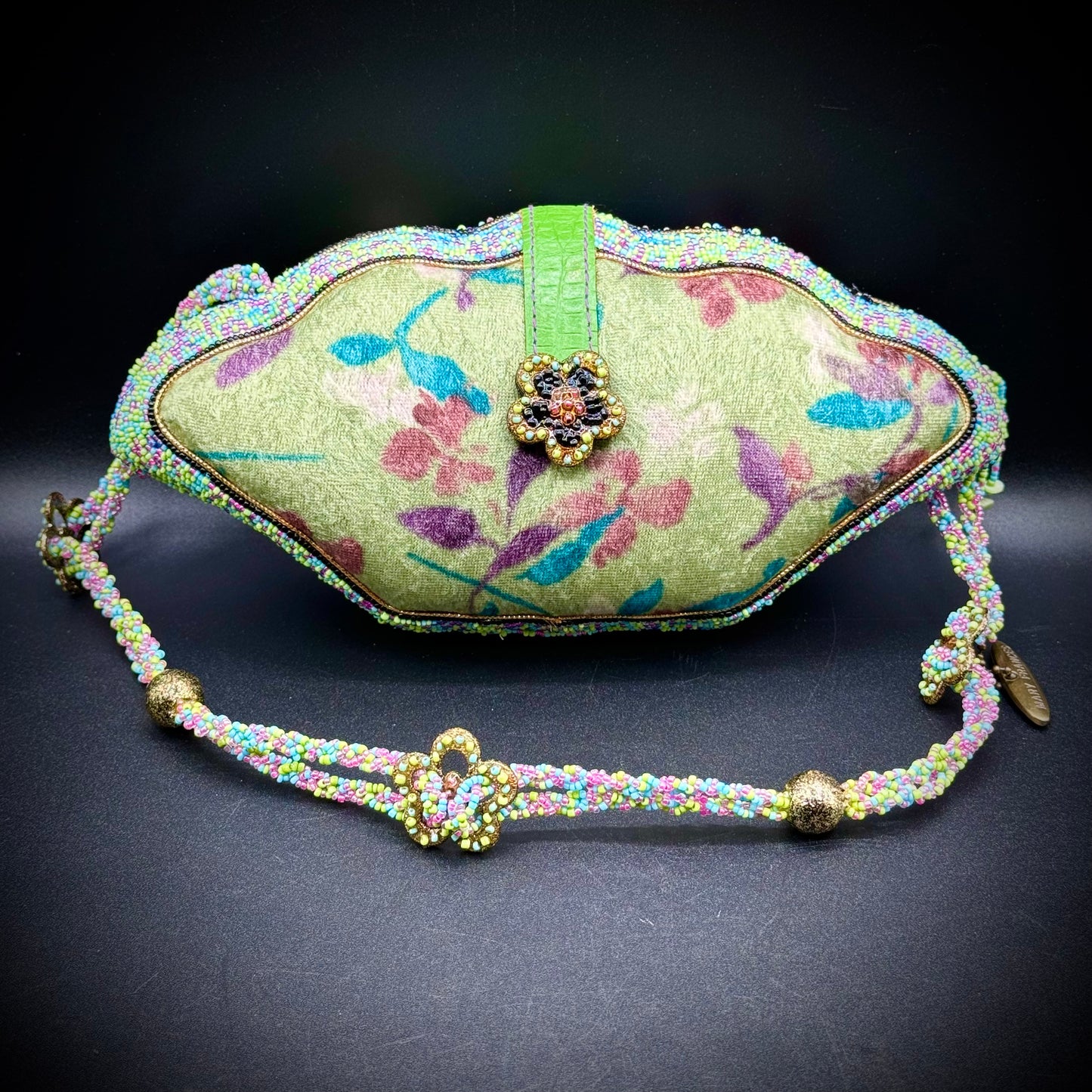 Mary Frances Beaded Designer Hardshell Purse Art Piece