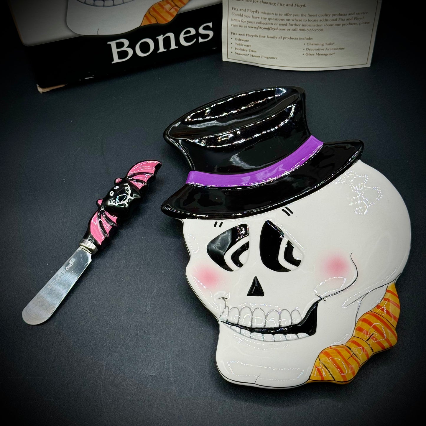 Rare Fitz & Floyd 2006 "Bones" Halloween Plate & Knife Set