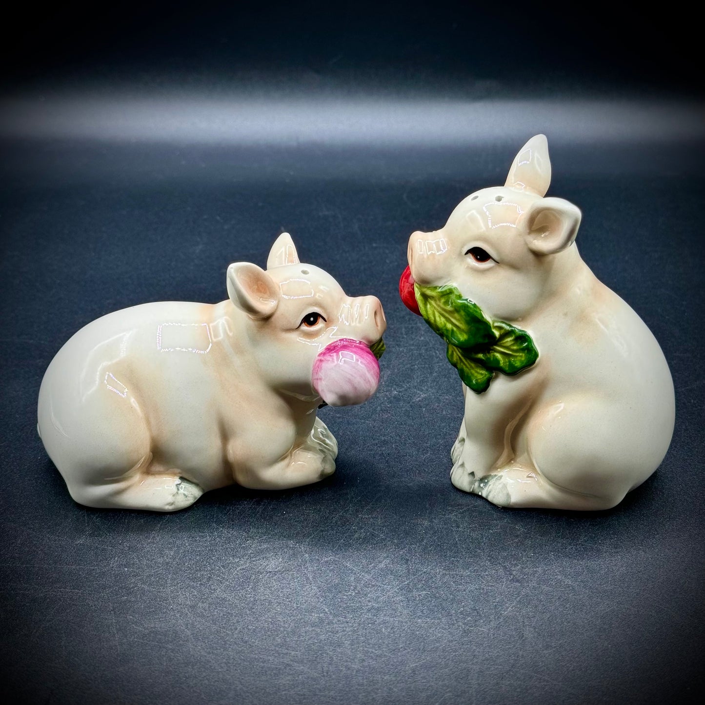 Fitz & Floyd Pigs Salt & Pepper Shakers