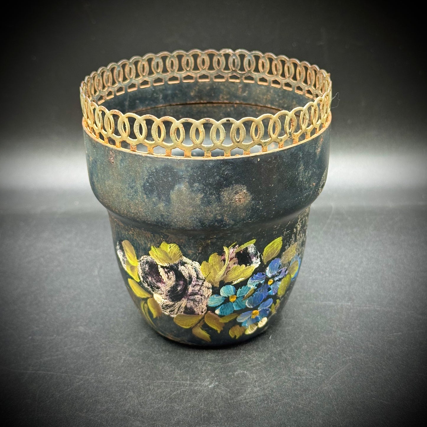 Vintage 1940s Nashco New York Hand Painted Flower Planter - As Found
