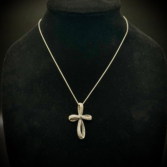 925 Sterling Silver Marcasite Cross & Chain