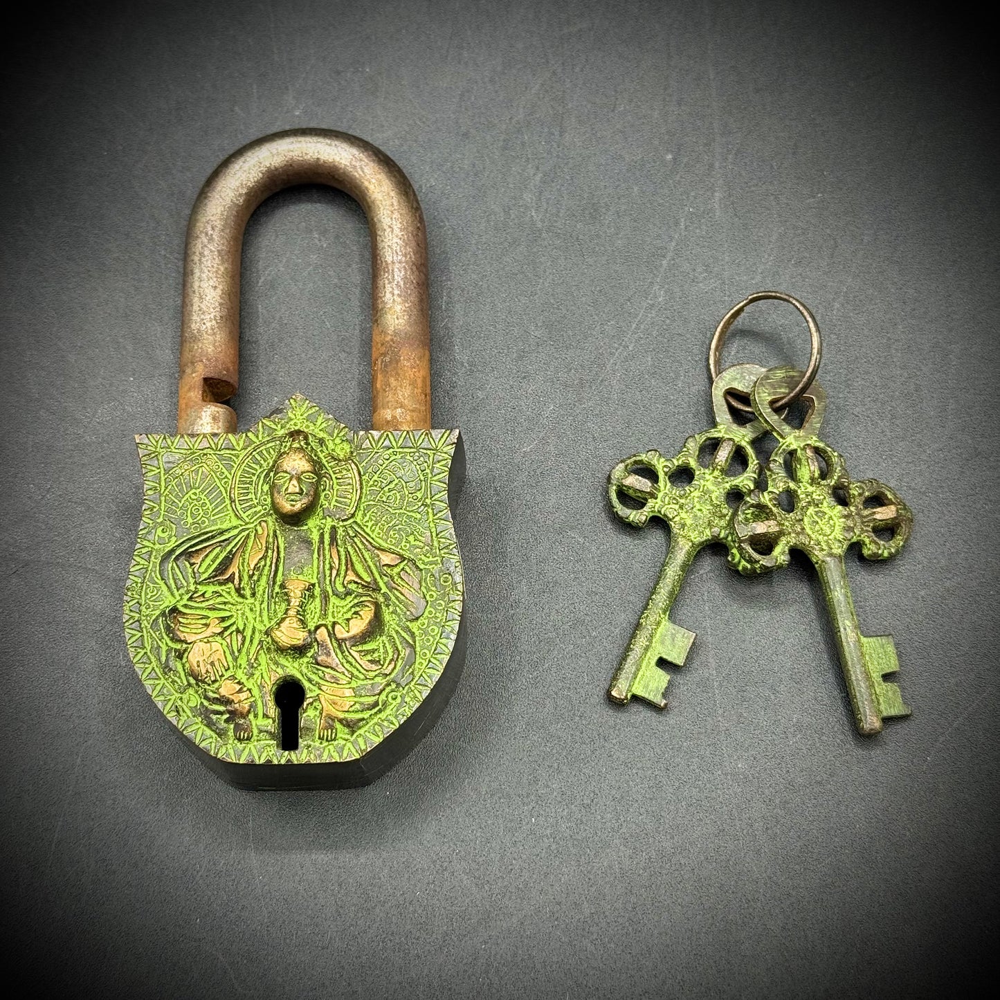 Amazing Heavy Metal Working Lock with Keys - Made in India