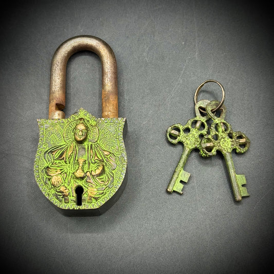 Amazing Heavy Metal Working Lock with Keys - Made in India