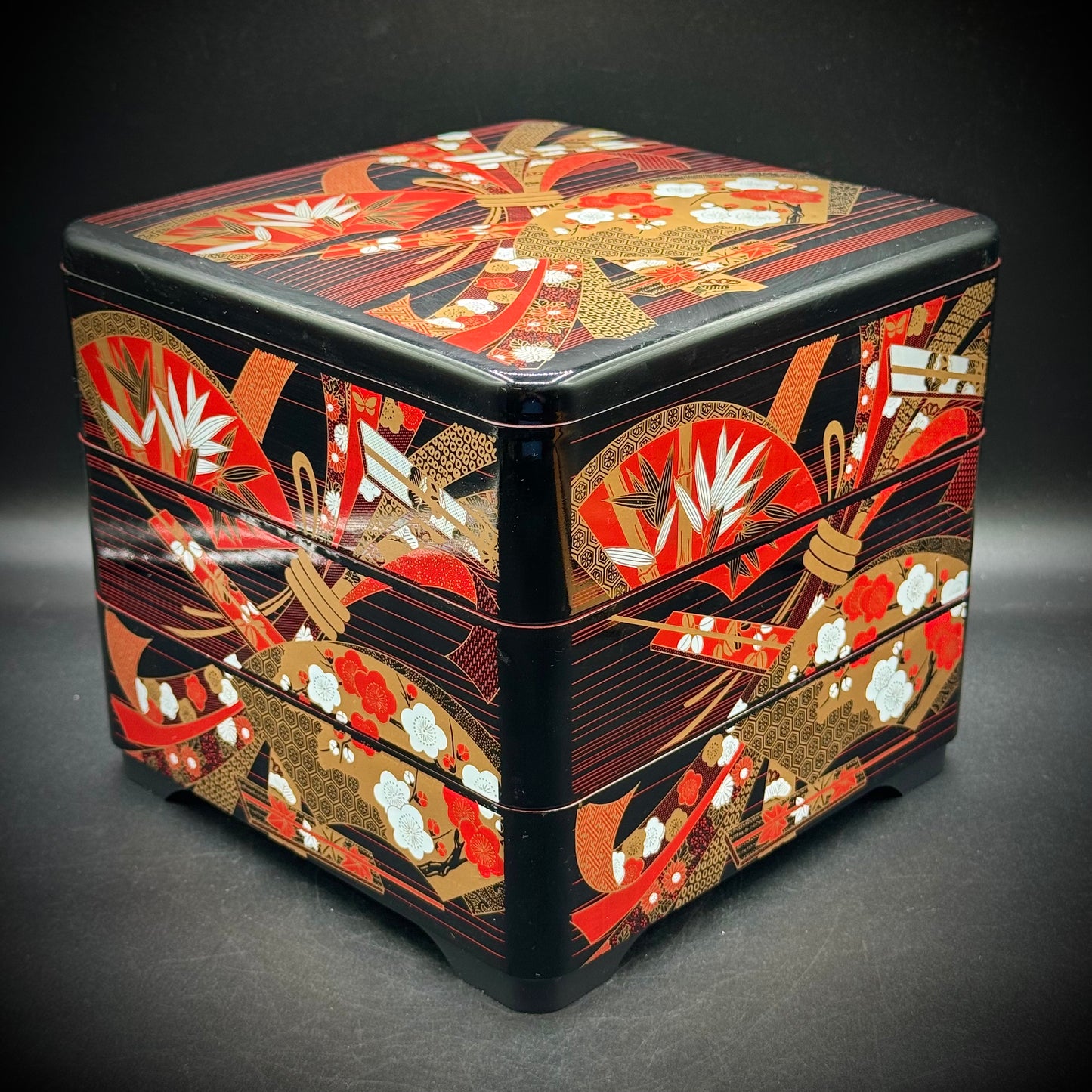 Vintage Yamanaka Japan Lacquerware 3-Tier Treasure Box