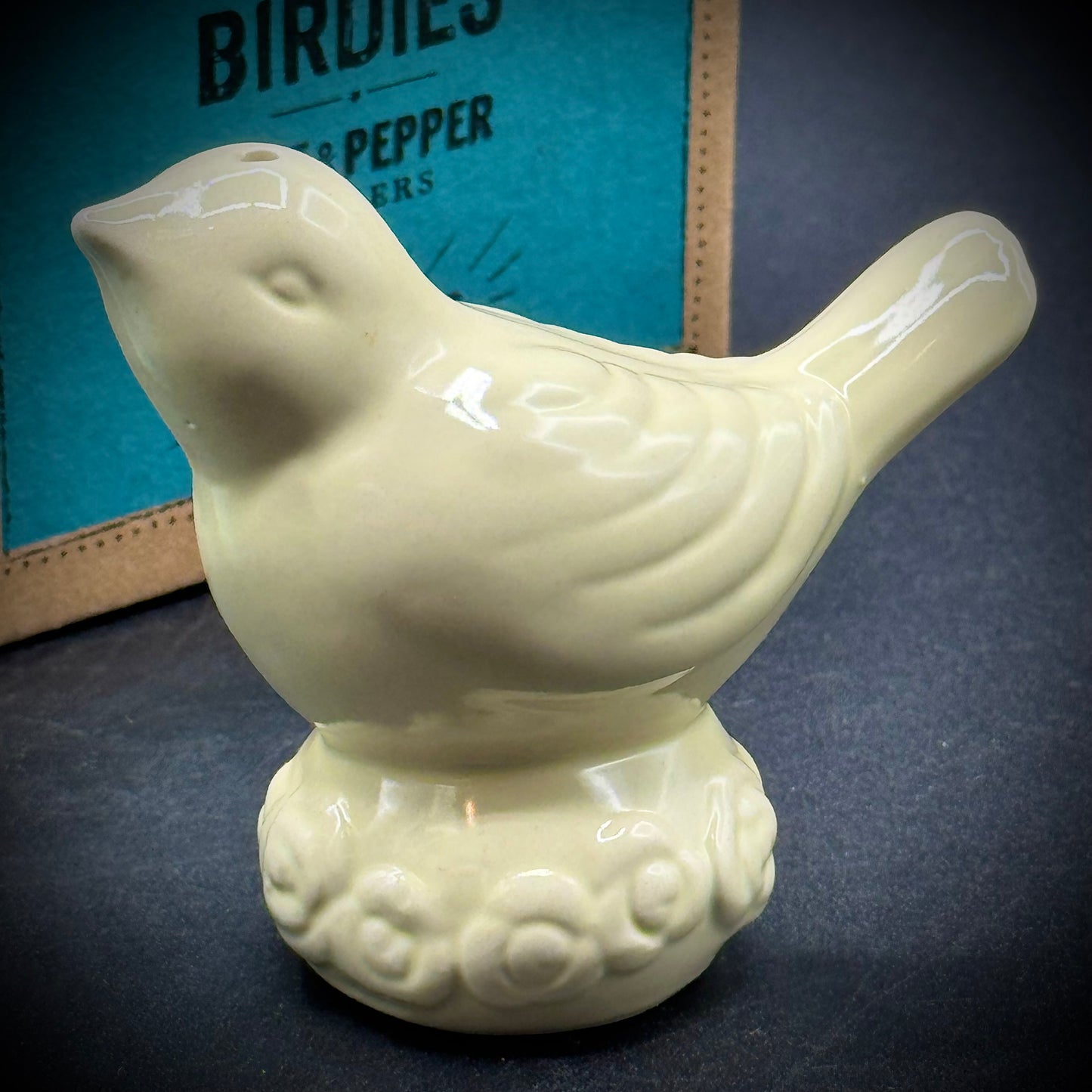 New in Box Two's Company Bird S&P Set