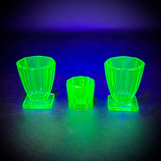 Set of Vintage Uranium Glowing Small Glasses