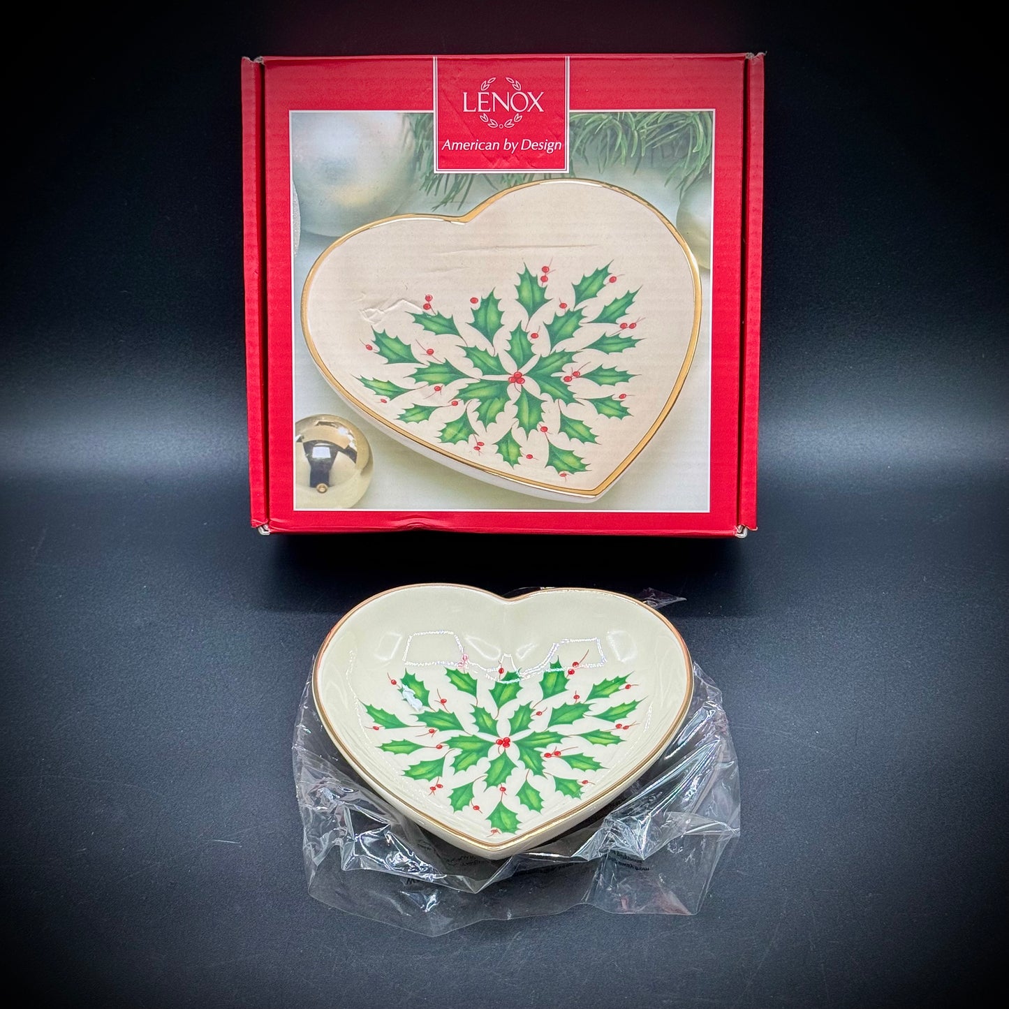 New in Box Lenox Holiday Heart Trinket Dish