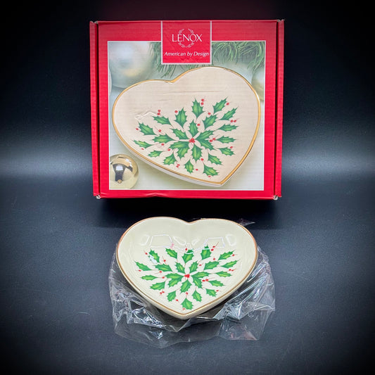New in Box Lenox Holiday Heart Trinket Dish